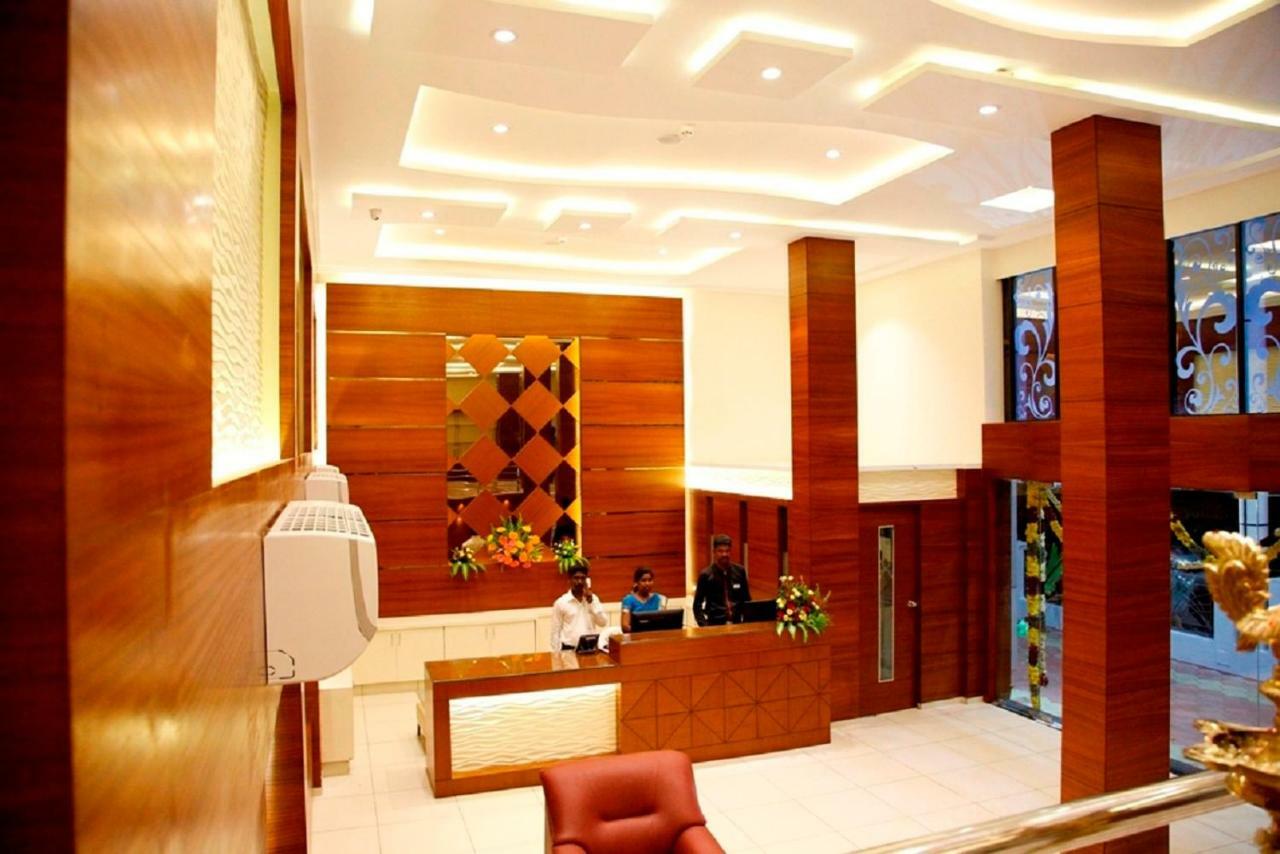 Poppys S.E.T Residency Hotel Kumbakonam Exterior foto